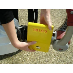 MILENCO Antivol D'attelage 3004 -Outwell Soldes milenco antivol d attelage leger 2
