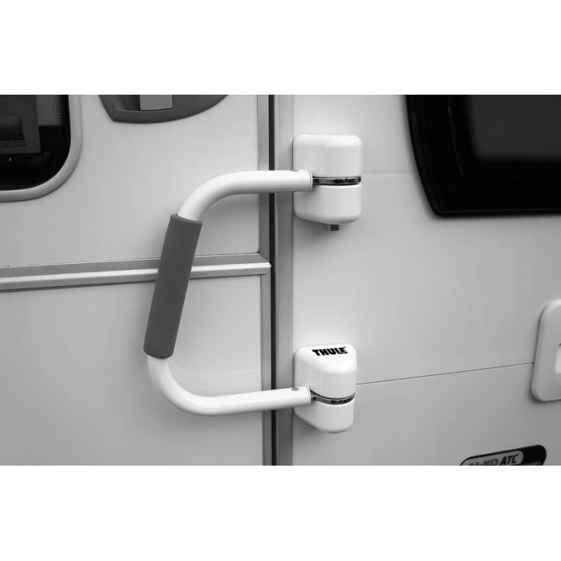 THULE Security Handrail Short 3 THULE Security Handrail Short – Image 3
